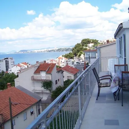 Apartments Vin - With Pool Apartman