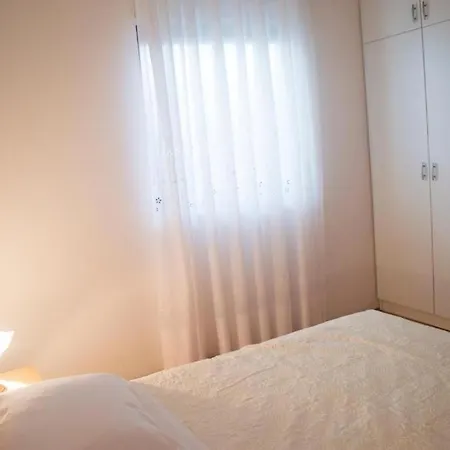 Apartments Vin - With Pool Apartman Podstrana