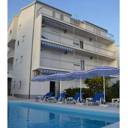 Apartments Vin - With Pool Apartman